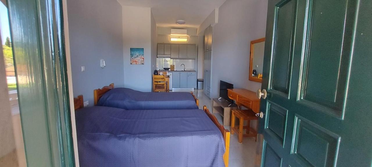 Bosco Verde Corfu Apartments Гувия Екстериор снимка